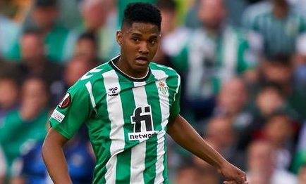 欧联杯1/8决赛：皇家贝蒂斯0-1曼联 拉什福德远射破门