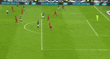 欧预赛：苏格兰2-0西班牙 麦克托米奈梅开二度