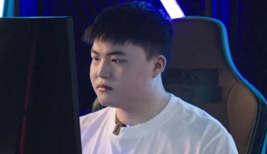 uzi在哪个直播平台