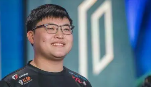 uzi为什么叫小狗