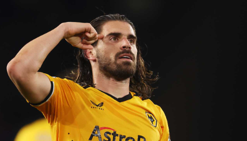 英超第33轮：狼队2-0水晶宫 安德森送乌龙大礼，内维斯点射