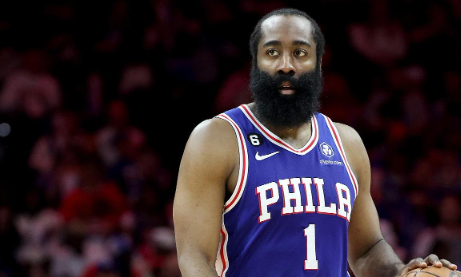 哈登想从76人拿到长期大合同 但也认真考虑回火箭