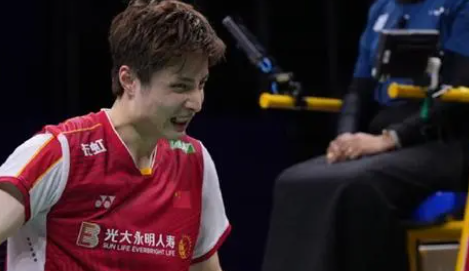 国羽5比0丹麦小组第一挺进八强 苏杯李诗沣历经苦战