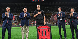 伊布什么时候退役