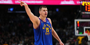 约基奇签了什么品牌的球鞋