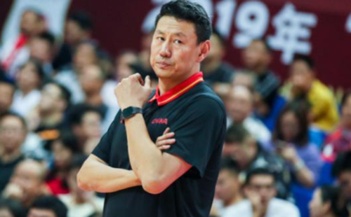 中国男篮历任主教练是谁